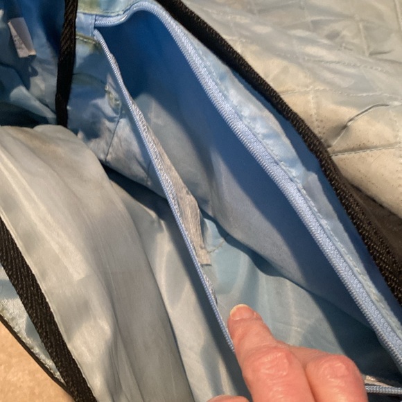 Mudd Vintage Messenger Bag. well-loved - Picture 8 of 12